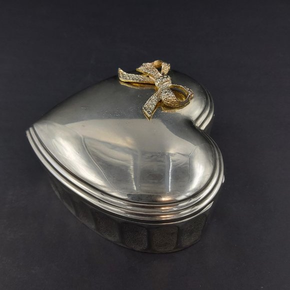 Zinc Alloy Silver Plated Heart Shaped Trinket Box with Gold  Bow 4 x 4 x 2 inch - Picture 3 of 14